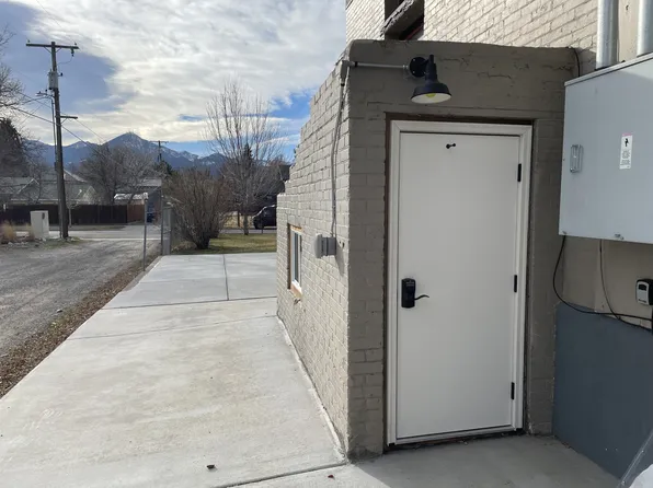 418 W Callender St #4, Livingston, MT 59047