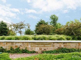 10329 N Attingham Park, Peoria, IL