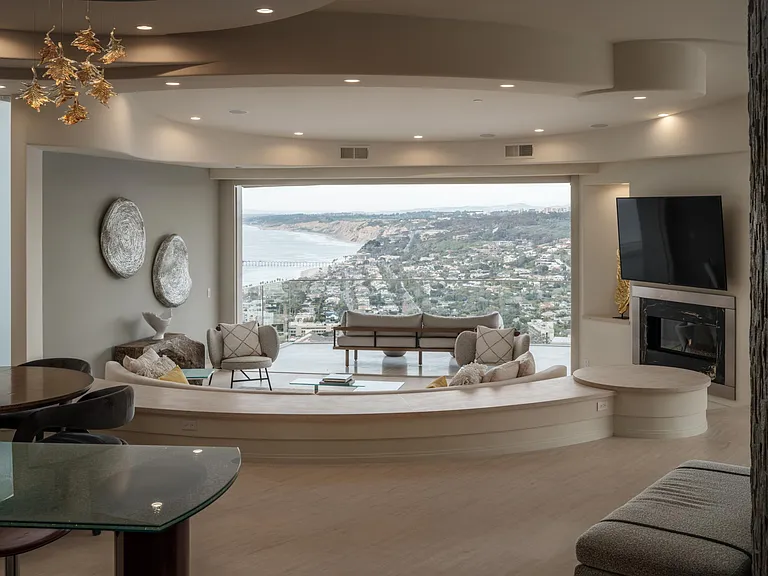 7447 Hillside Dr — Photo 18