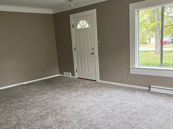 2nd image of 3163 McClure Dr