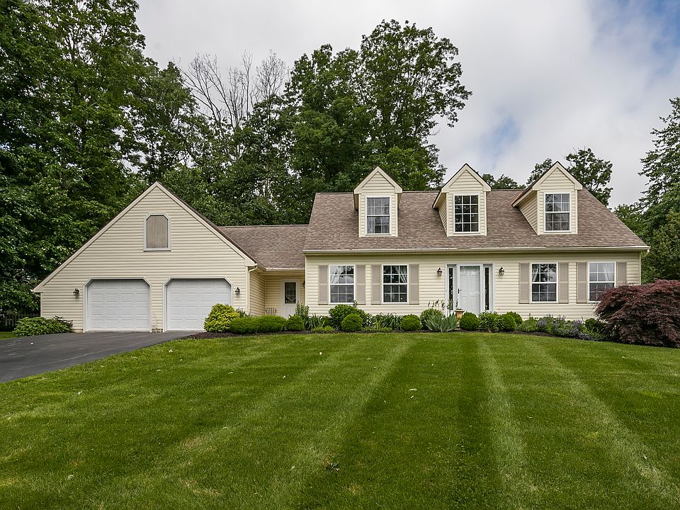 Welcome to 205 Hill Rd!