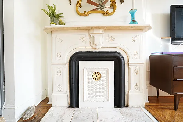 Rented by Ion Properties LLC | media 11