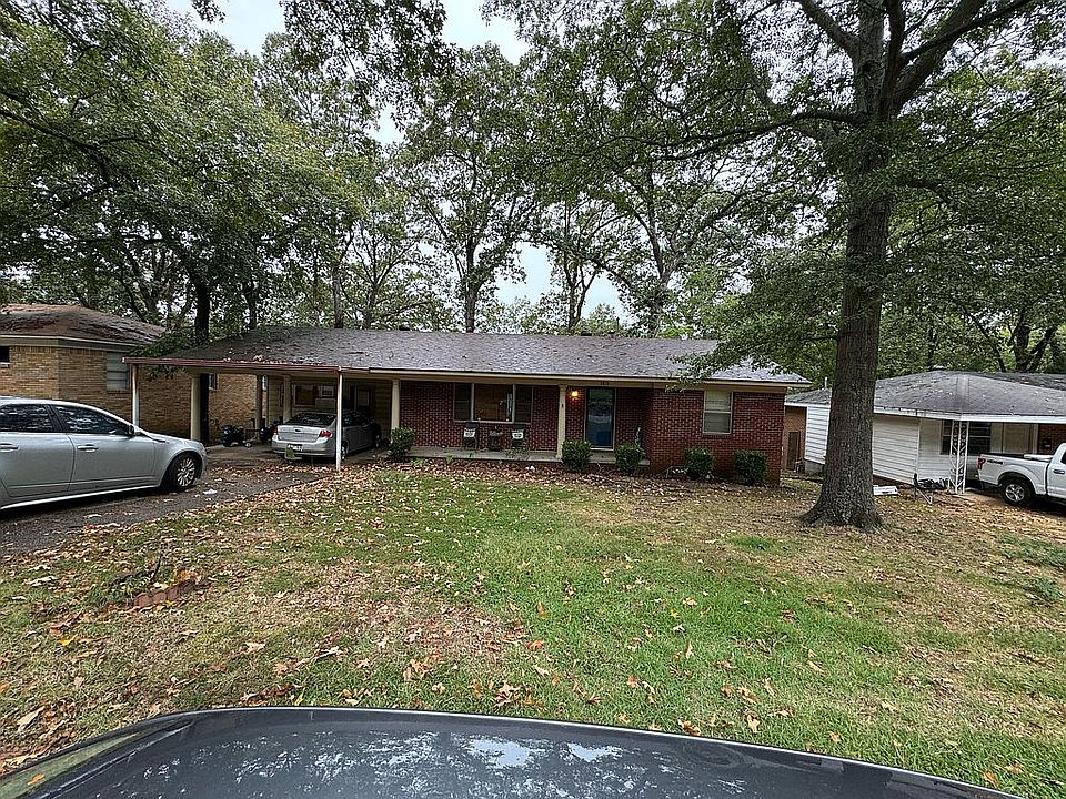 1st image of 3813 Hillside Dr