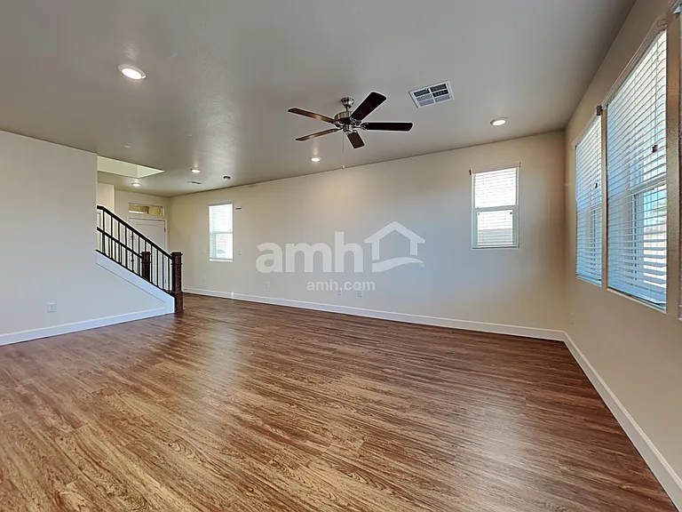 4754 Tree Swing St — Photo 7