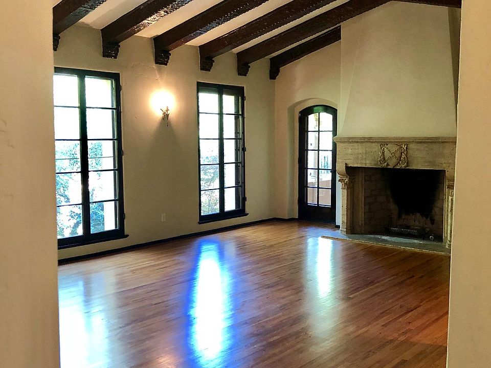 1st image of 244 S Orange Grove Blvd Unit 204