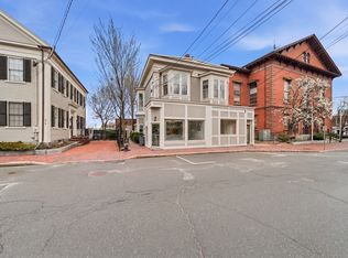 68 Pleasant St #3, Newburyport, MA 01950