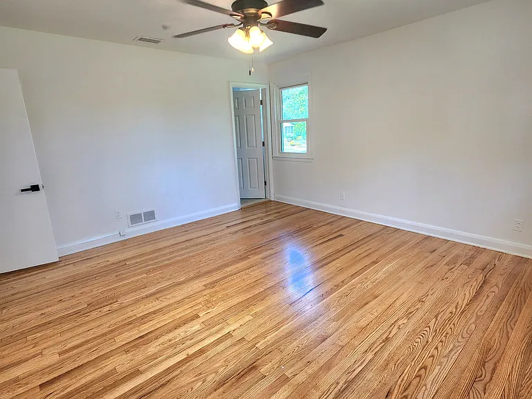 3109 Northbrook Rd #1 — Photo 8