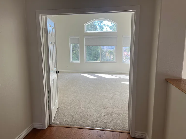 15464 Borges Dr — Photo 16