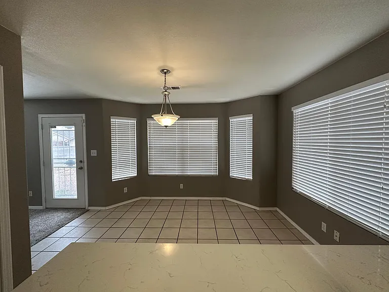 660 Vista Lejos Ln SW — Photo 5