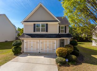 147 Darbys Run Dr, Hiram, GA 30141
