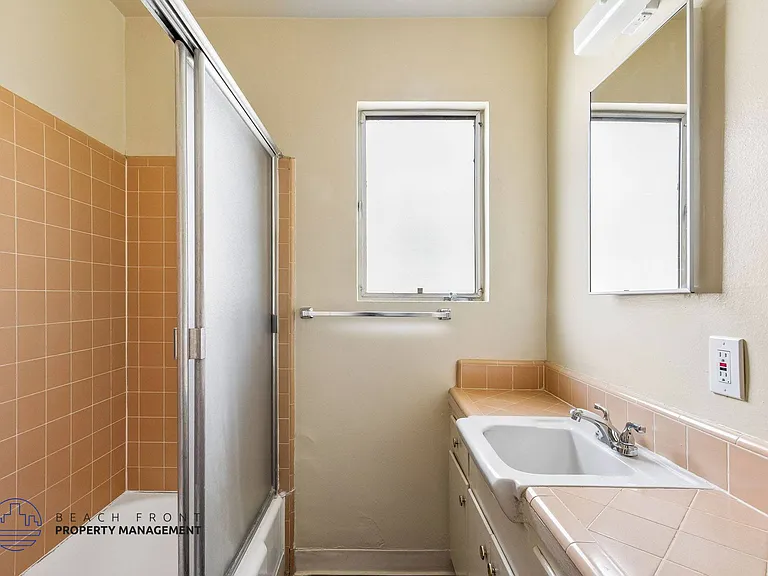 1010 Larch St. — Photo 16