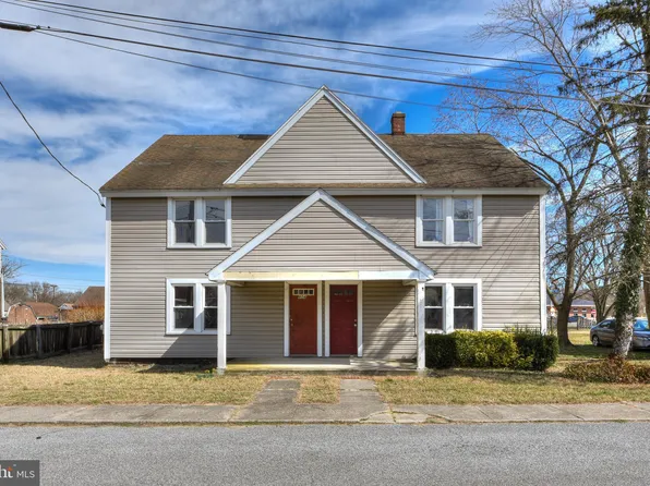 804 Moore St #804 & 806, Seaford, DE 19973