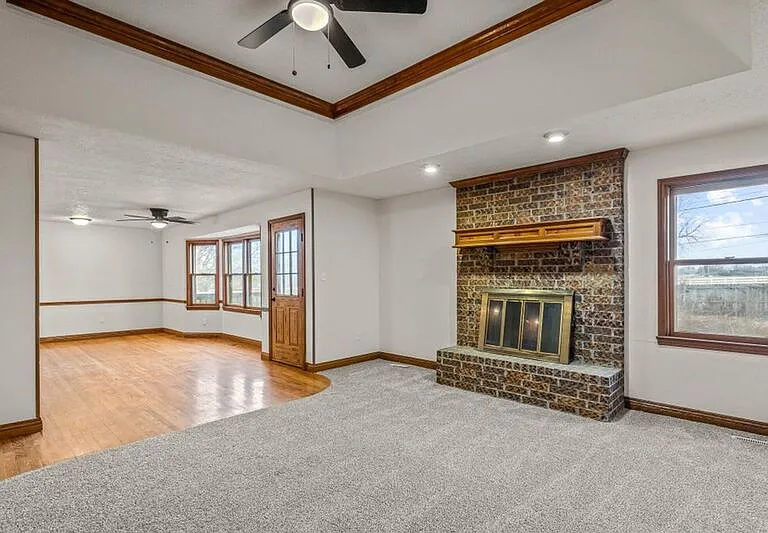 2145 S Todd Ave — Photo 4