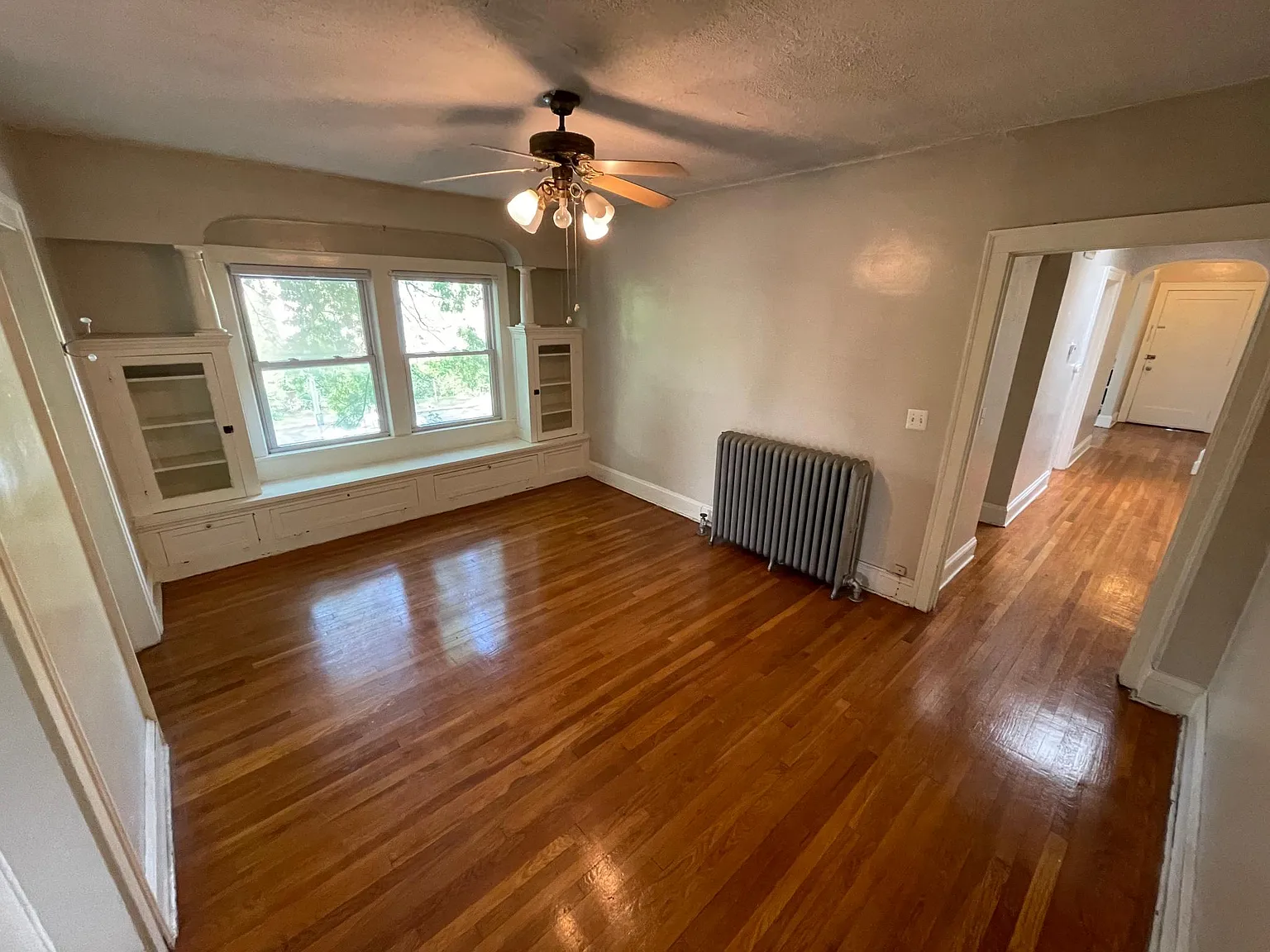 2756 Mayfield Rd — Photo 3