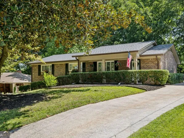 2624 Cove Cir NE, Atlanta, GA 30319