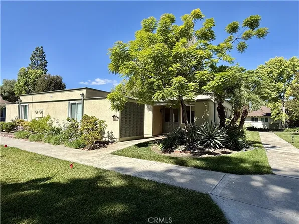 111 Via Estrada Unit E, Laguna Woods, CA 92637