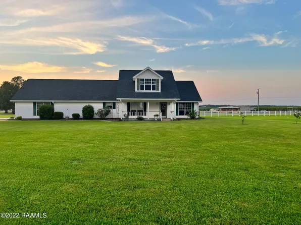 1016 Camille Dr, Saint Martinville, LA 70582