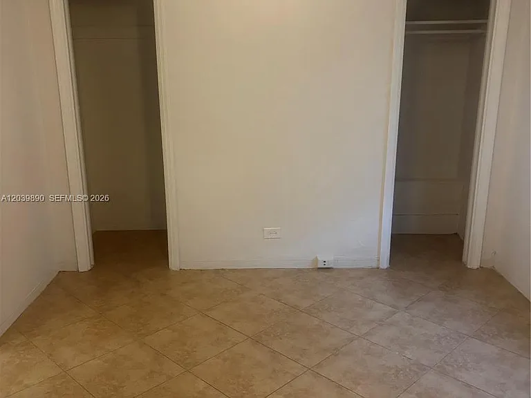 719 NE 16th Ave #719B — Photo 17