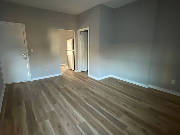 3rd image of 2505 Griffiths Ave #2