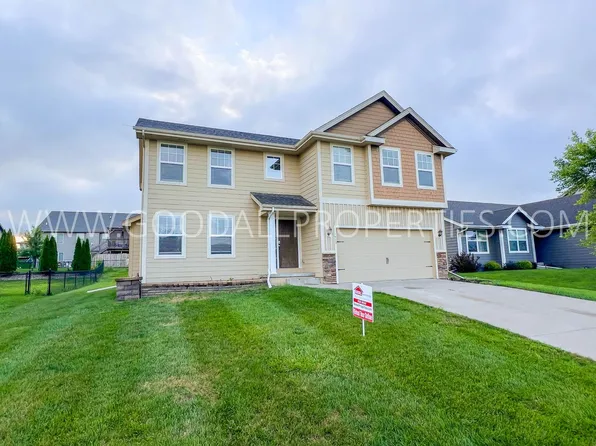 1903 SE Clover Ridge Dr, Ankeny, IA 50021