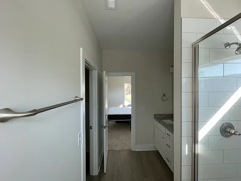 106 N Benjamine St — Photo 20