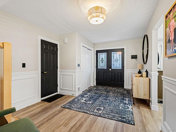 3rd image of 38 Hale Place