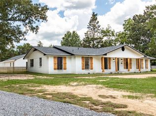 1414 Red Oak Dr, Crestview, FL 32539