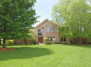 1750 Meadowview Cir, Libertyville, IL 60048