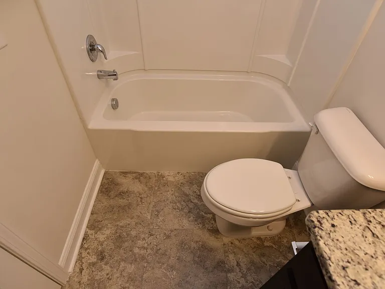 411 Ferguson Ln — Photo 19