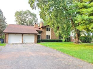 6123 Torrington Rd, Kalamazoo, MI 49009