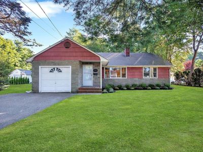 275 4th Avenue, Saint James, NY, 11780