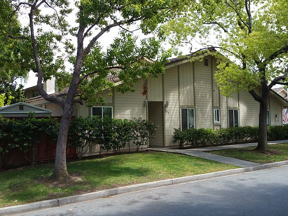 2nd image of 1070 Polk Ln