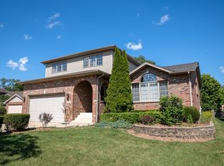 17011 Danielle Ct, Oak Forest, IL 60452