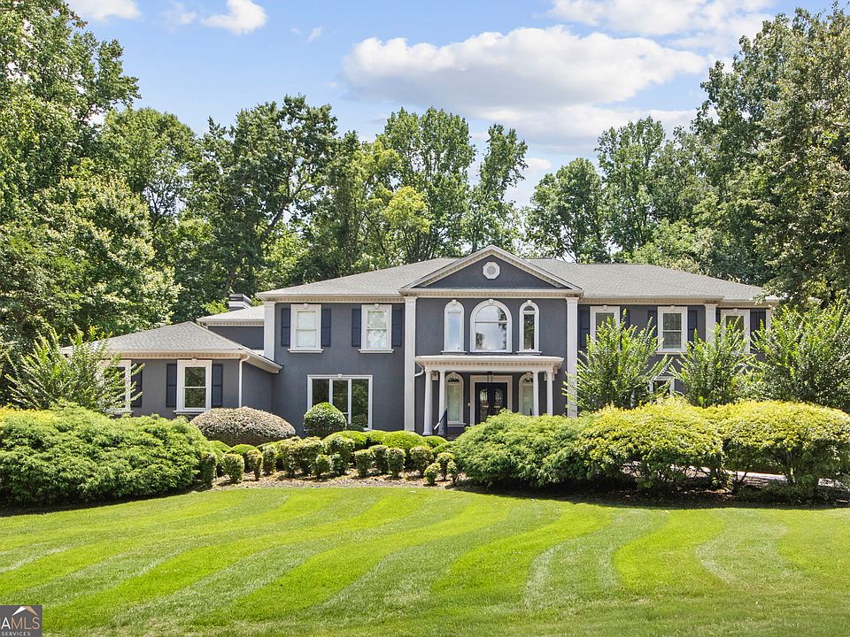 1st image of 335 Birkdale Dr
