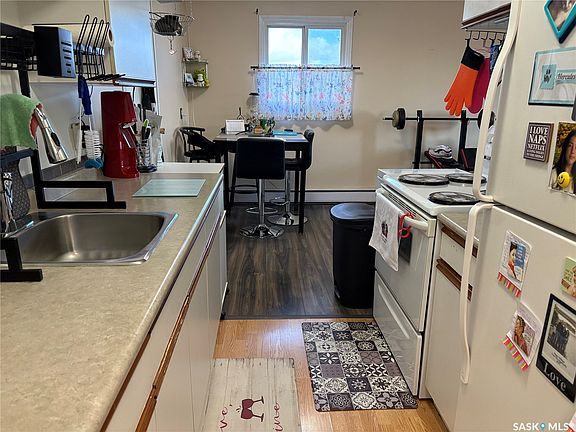 5th image of 2309 17th Street W #25