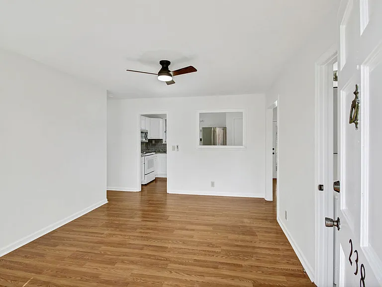 238 Townes Dr — Photo 7