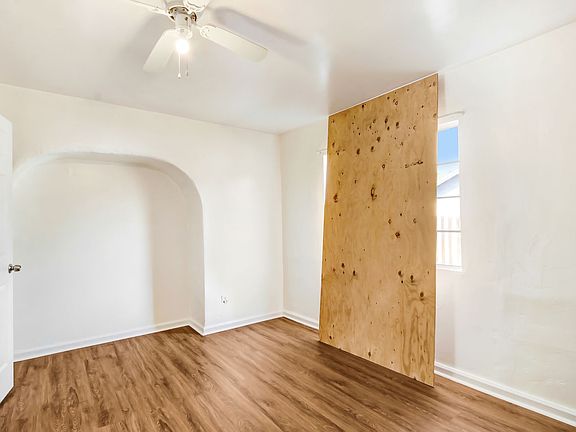 5th image of 3945 Severence Ave #A