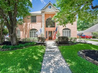 5611 Evergreen Valley Dr, Kingwood, TX 77345