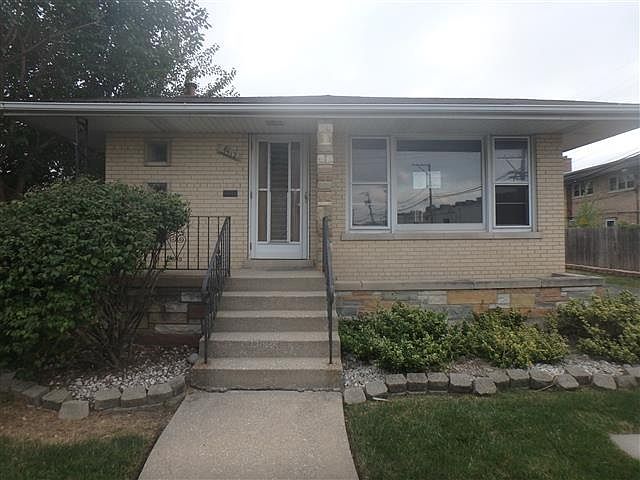1st image of 9512 S Massasoit Ave