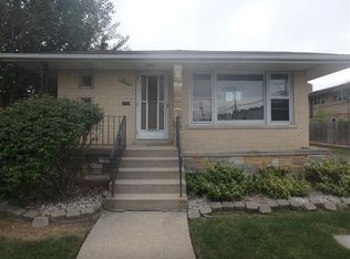 9512 S Massasoit Ave, Oak Lawn, IL 60453