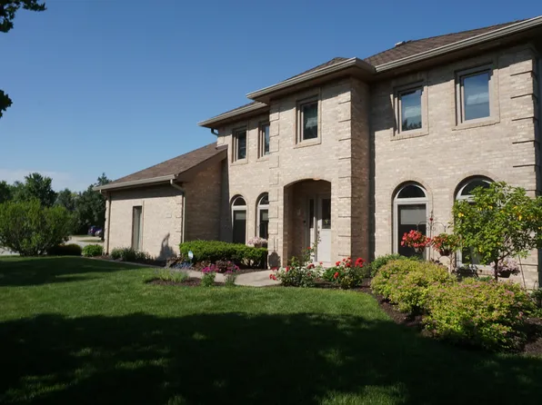 14880 Moorings Ln, Oak Forest, IL 60452