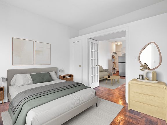 4th image of 715 E 5th St APT 4b