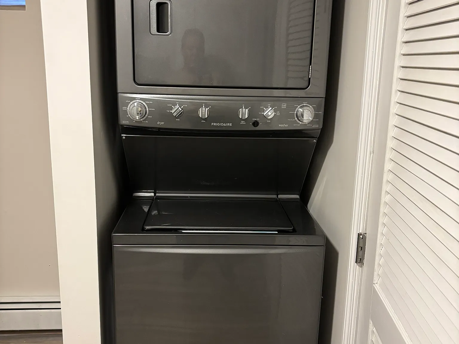 2 bed, 2400 sqft, $2,000 — Photo 4