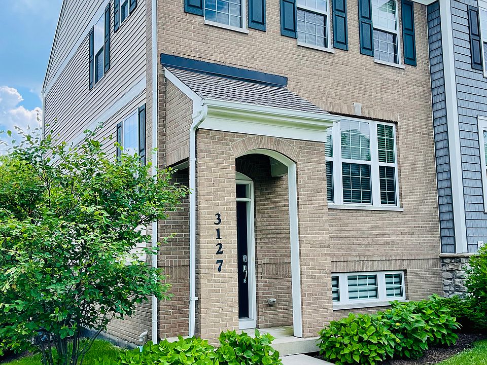 1st image of 3127 Coral Ln