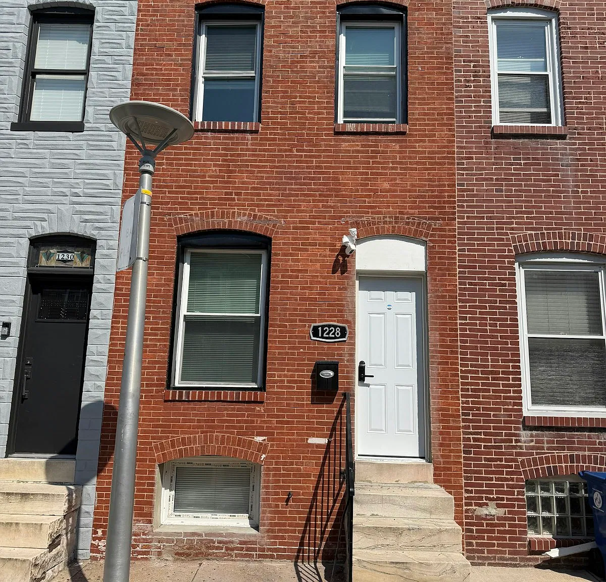1228 Glyndon Avenue, Unit 2C — Photo 1