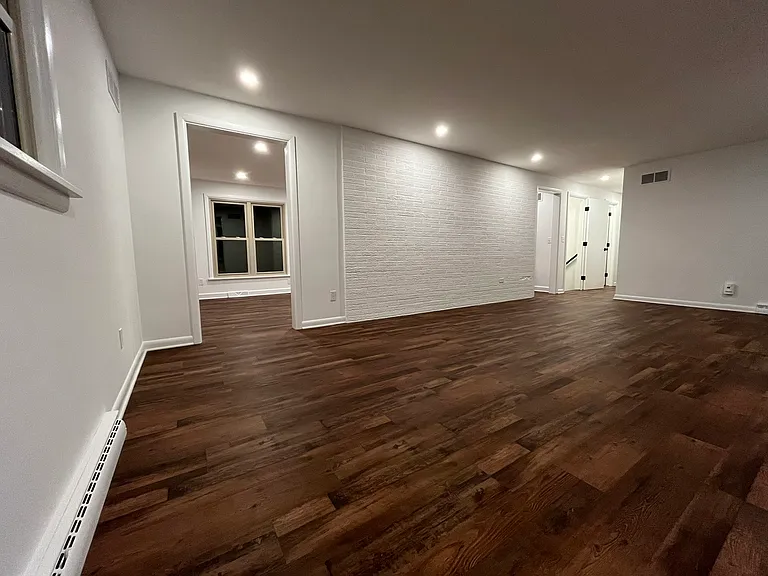Valley View Dr — Photo 22