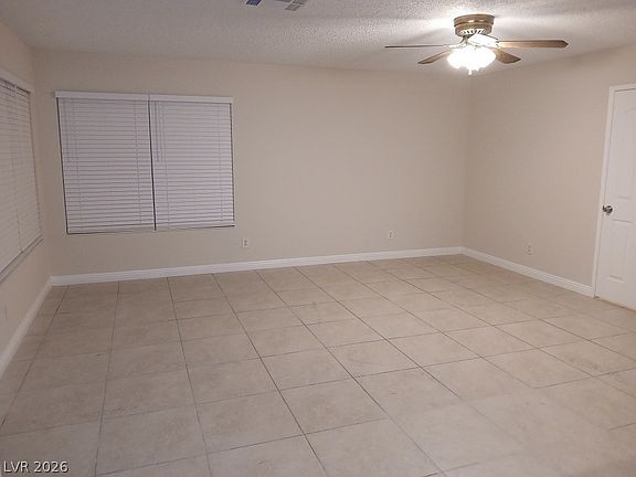 4th image of 4015 Ridgewood Ave