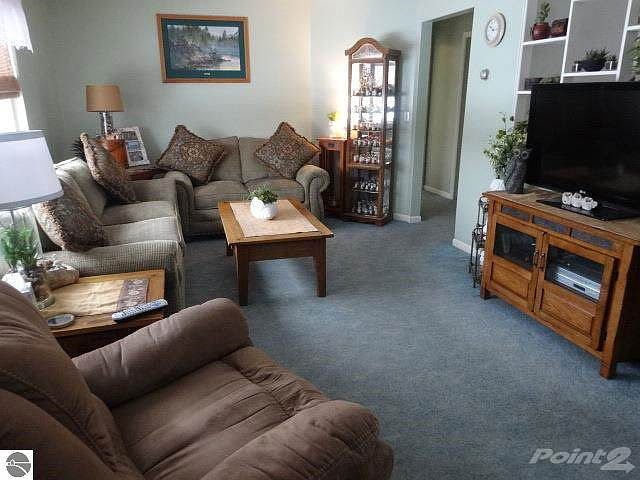1st image of 3392 Lamar Dr