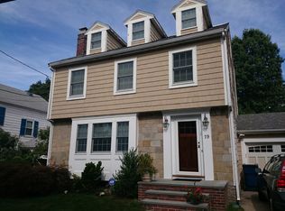 19 Rendall Rd, West Roxbury, MA 02132