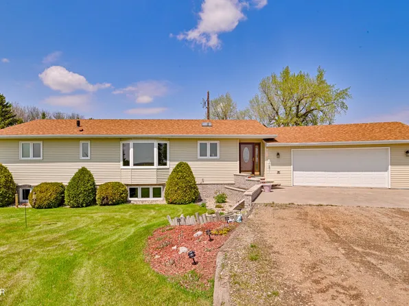 8420 98th Ave NE, Alsen, ND 58311